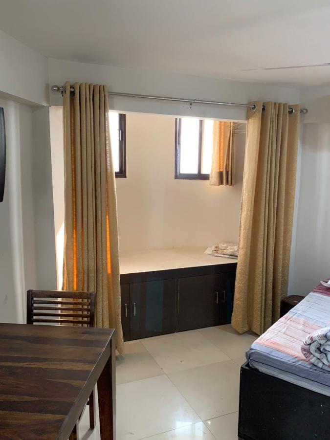 Kamil'S Studio Apartment Lucknow Bagian luar foto