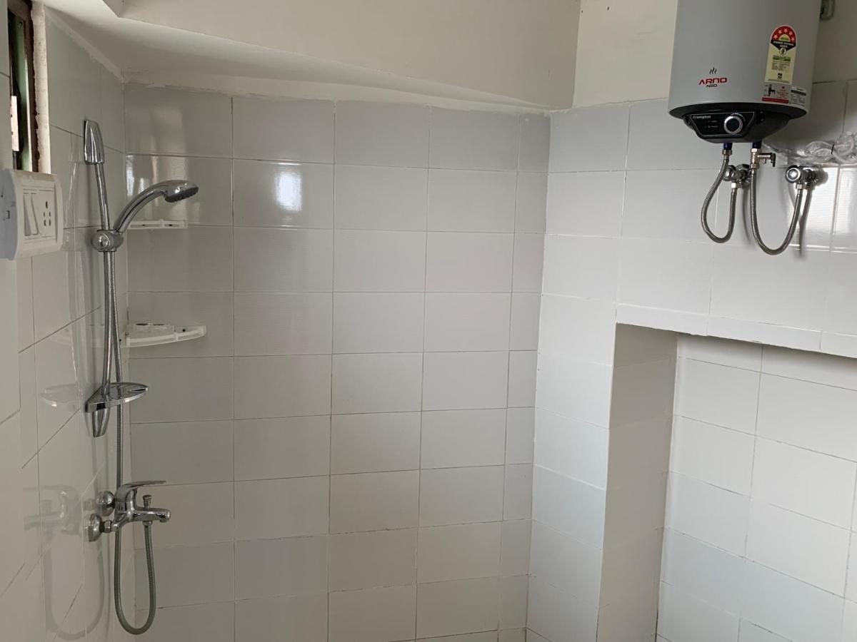 Kamil'S Studio Apartment Lucknow Bagian luar foto